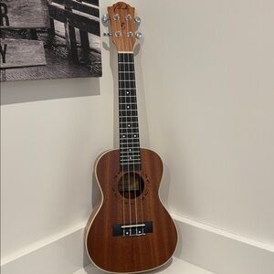 Ukulele Ranch Concert Ukulele UK-23 Beginner Kit